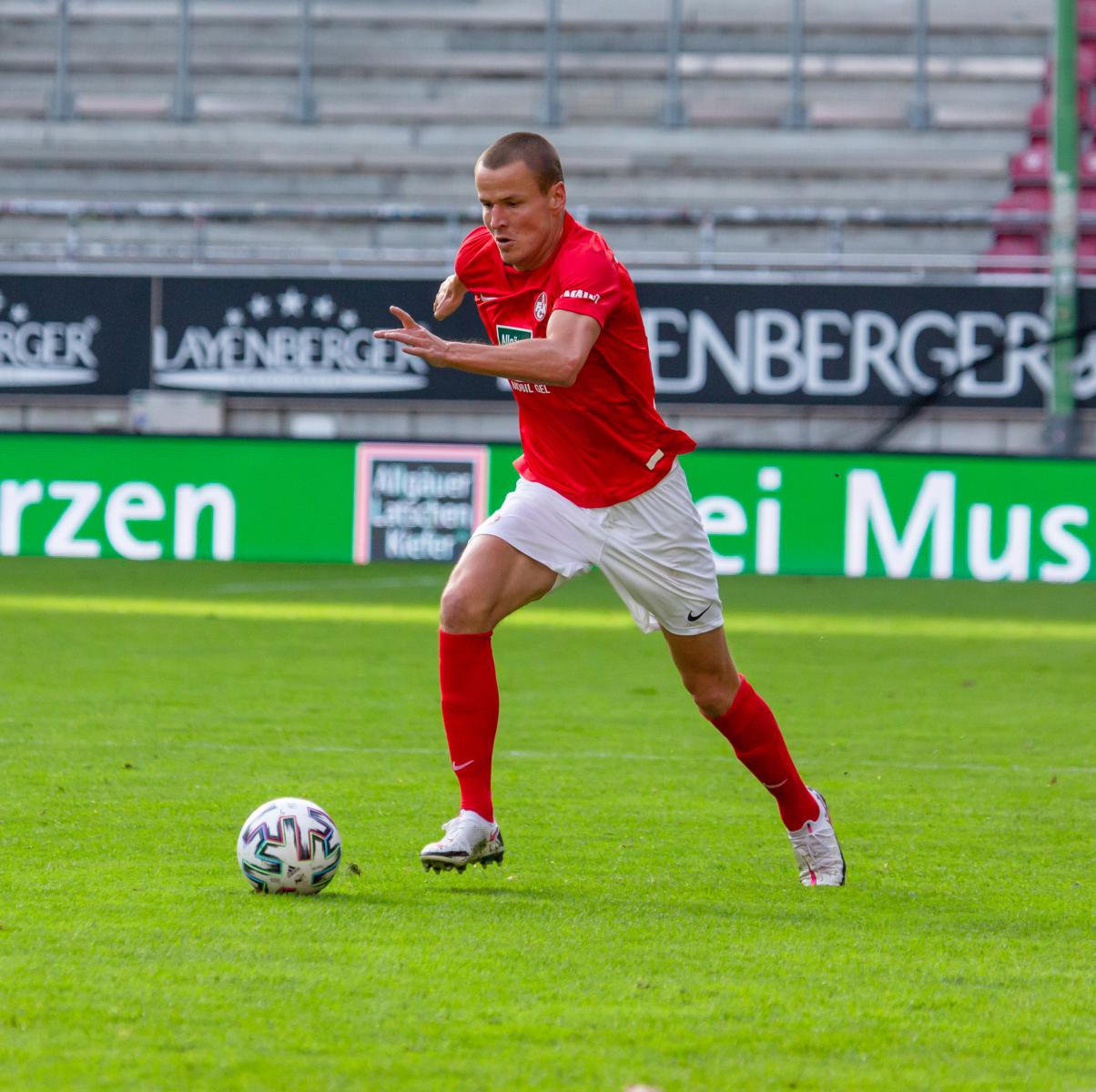 Adam Hlousek