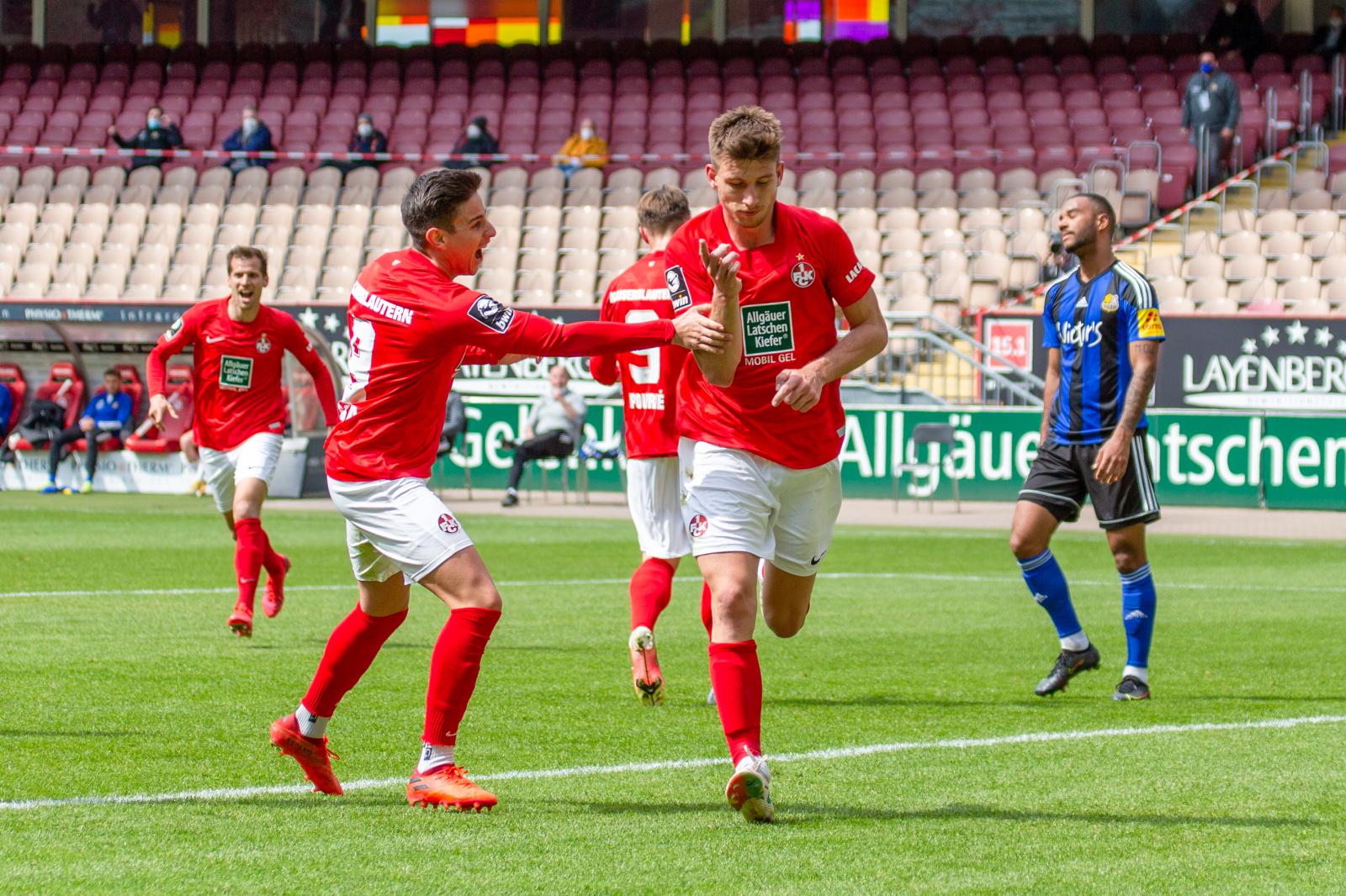 Nicolas Sessa, Daniel Hanslik