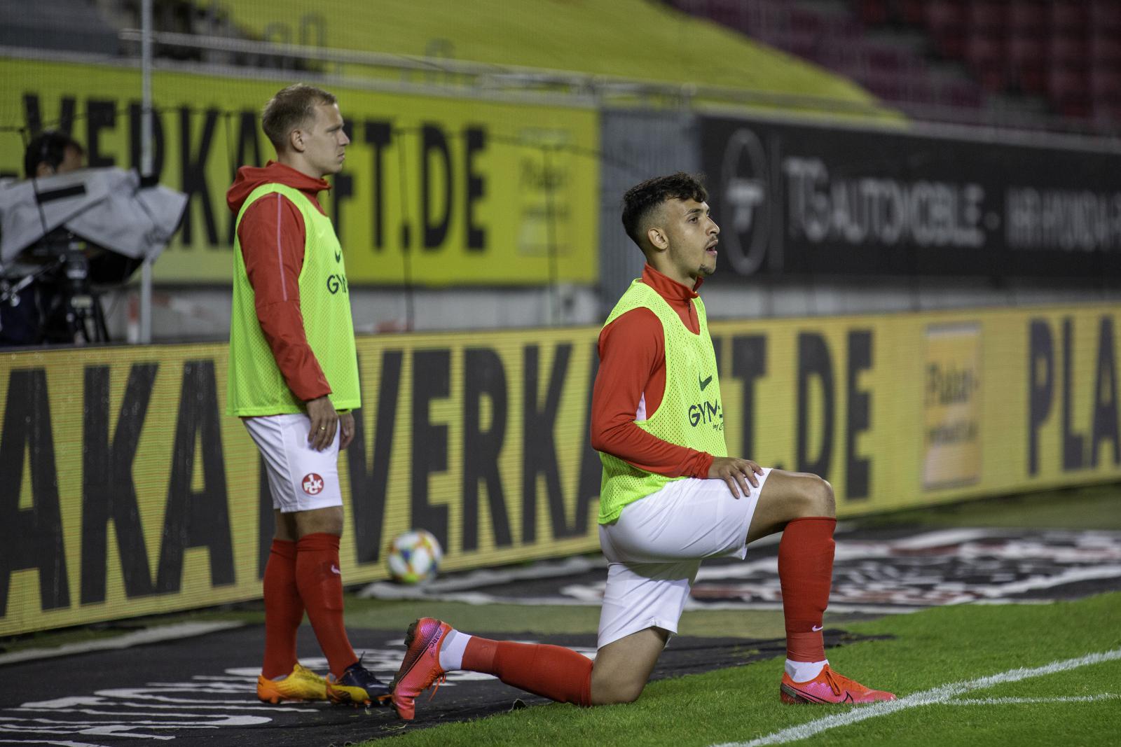 Alexander Nandzik, Anas Bakhat