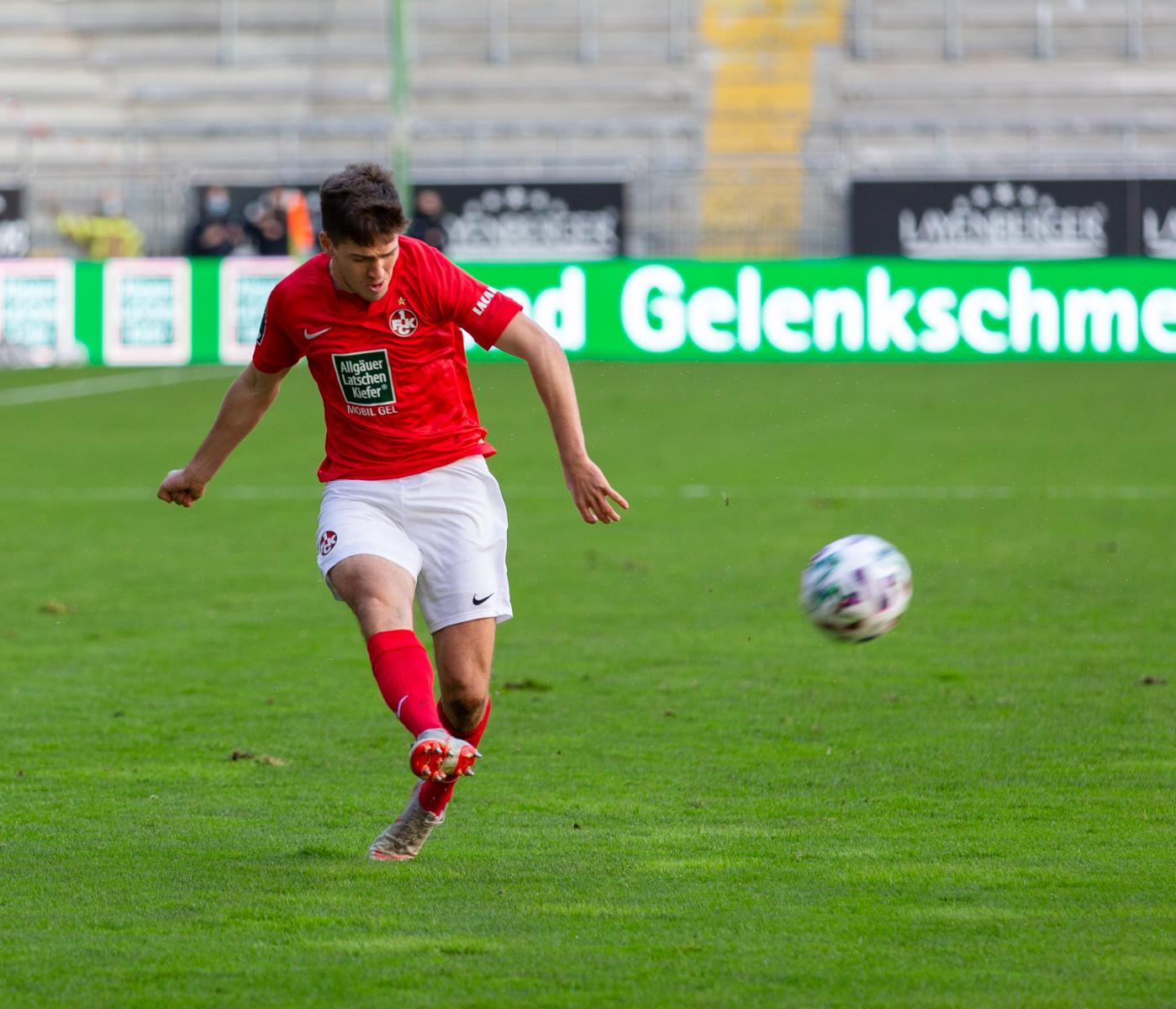 Dominik Schad