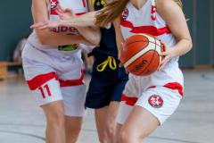 Theresa Schmitt, Lara Woll