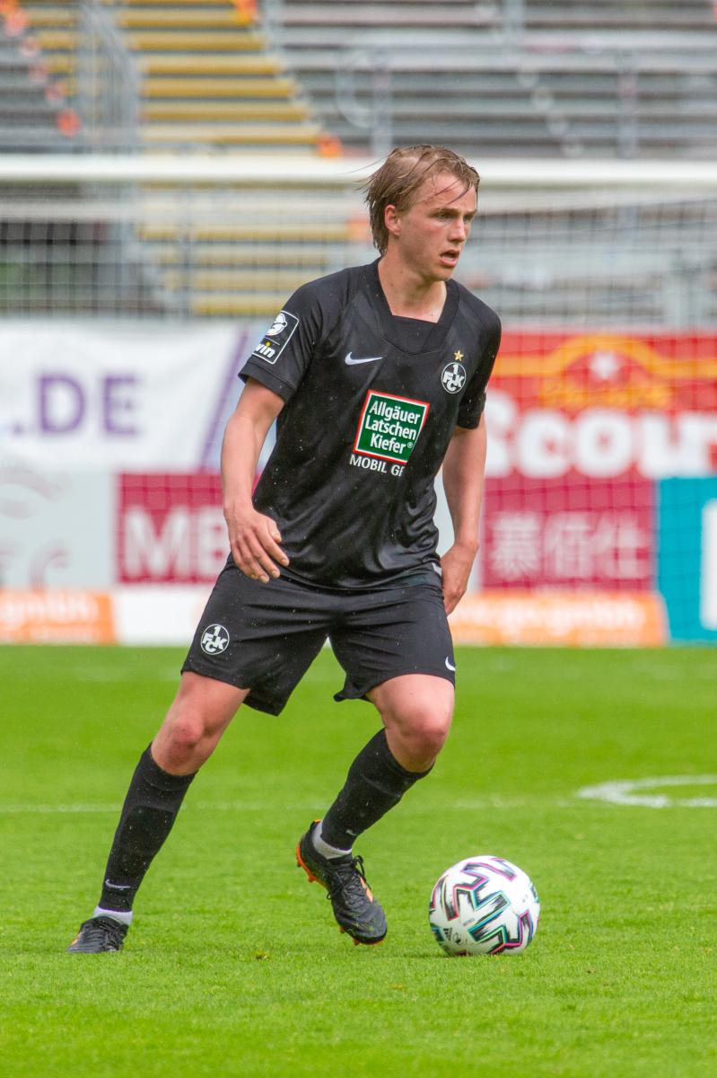 Felix Götze